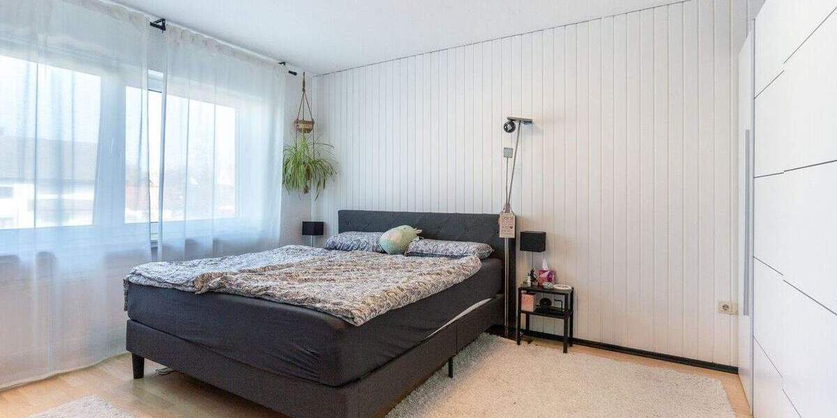 Etagenwohnung Gütersloh Innenstadt - 3 Zimmer, 87 m&sup2;, 179.000&euro; | Angebot:25643521