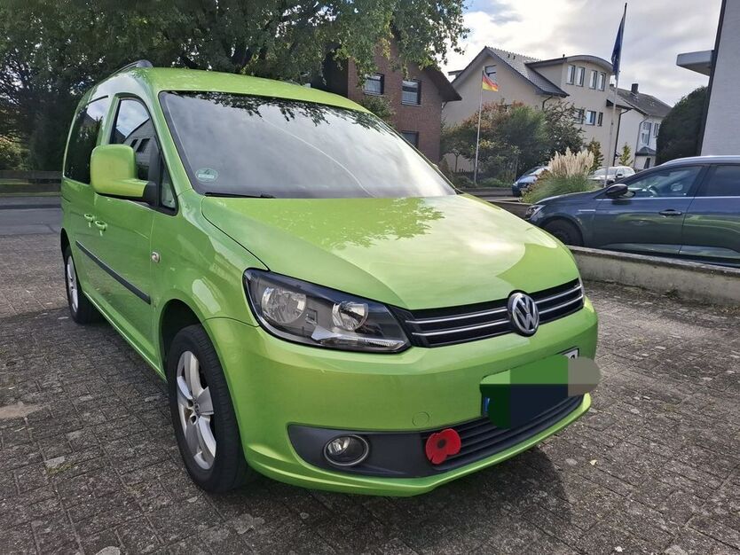 VW Caddy 195.800 km 11.500 € Paderborn 33104
