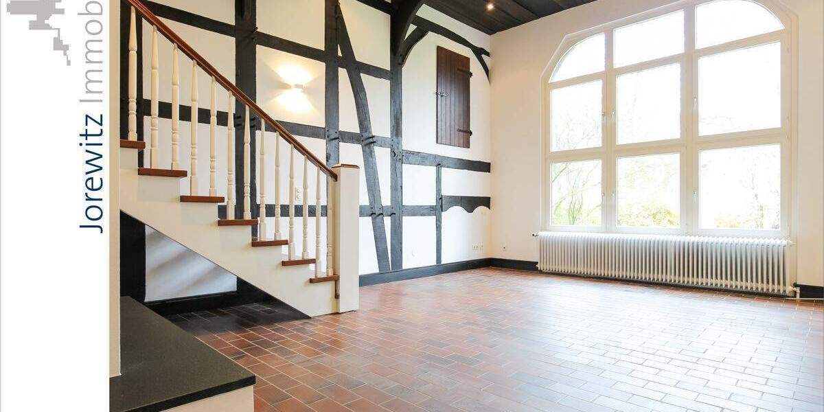 Bauernhaus, Landhaus Bielefeld Schildesche - 7 Zimmer, 202 m&sup2;, 1.998&euro; | Angebot:25669164