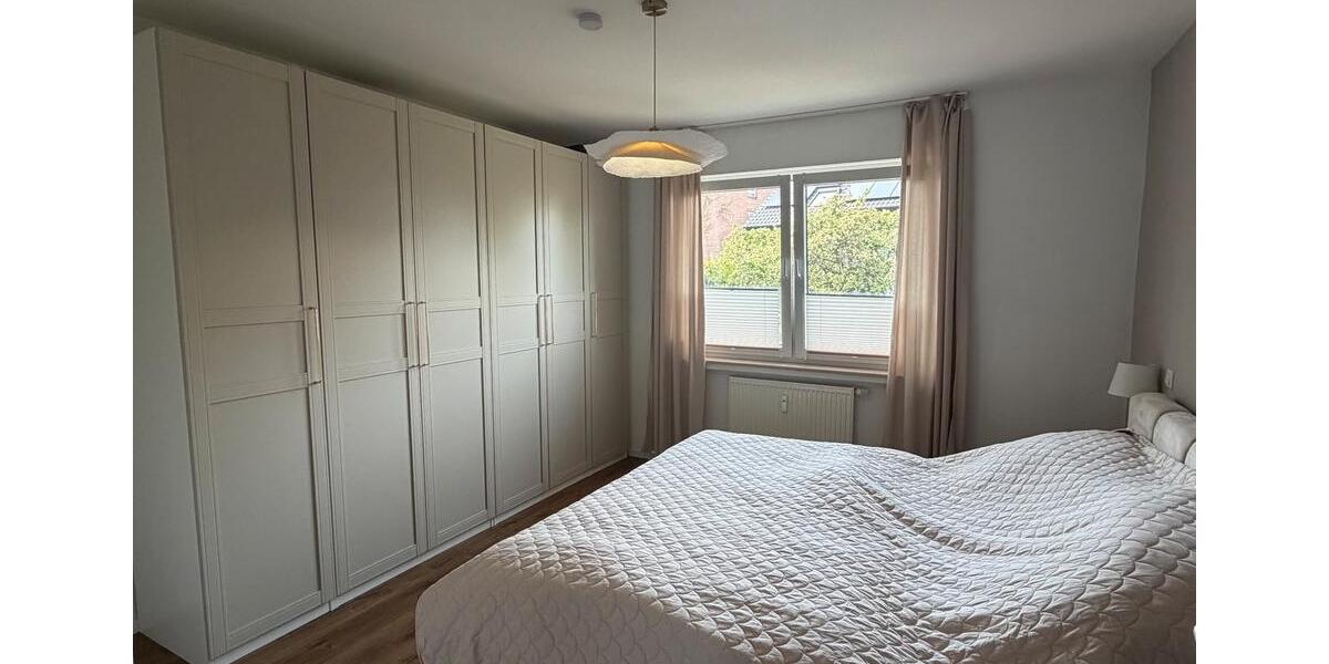 Etagenwohnung Bielefeld Gadderbaum - 2 Zimmer, 80 m&sup2;, 1.000&euro; | Angebot:26408174