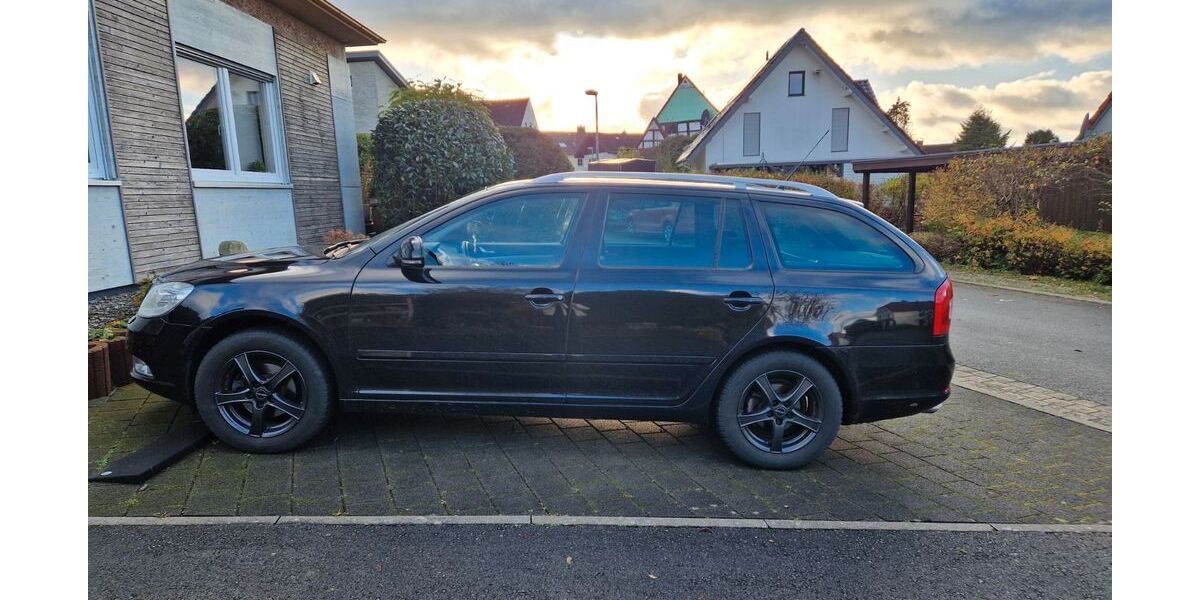 Skoda Octavia 260.000 km 2.800 &euro; Detmold 32760