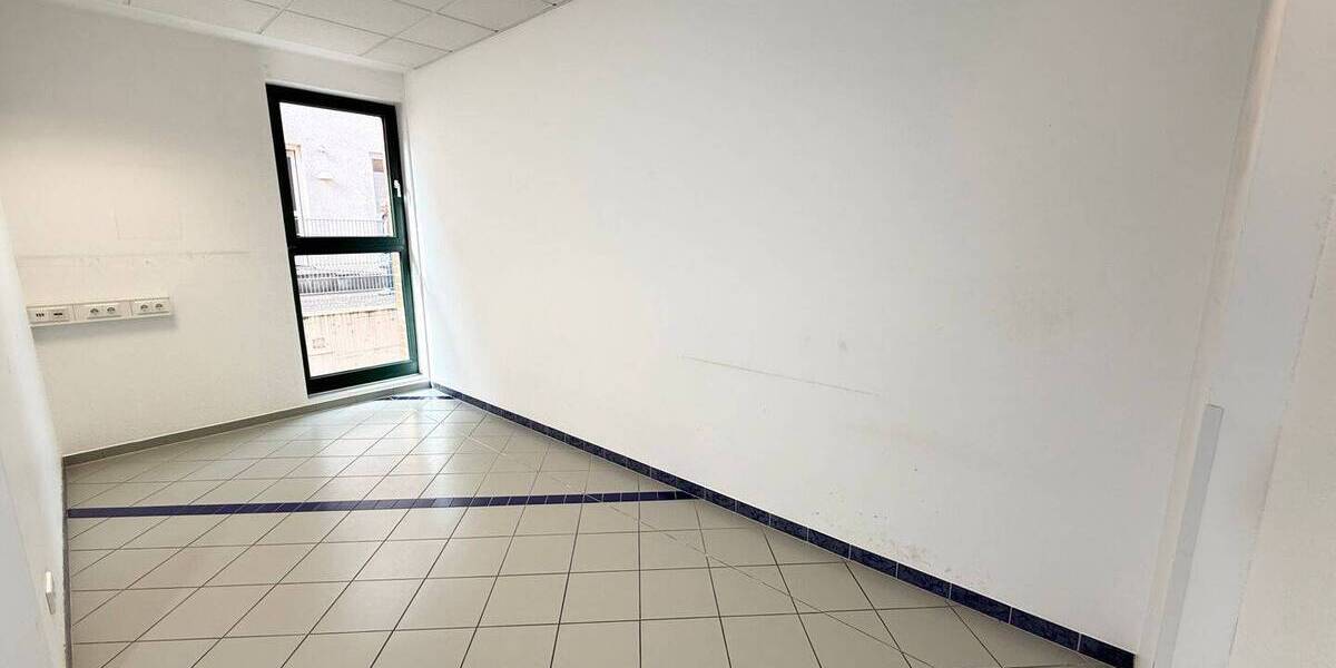 Gewerbeobjekt Werther (Westfalen) Werther - 4 Zimmer, 110 m&sup2;, 255.000&euro; | Angebot:26344478