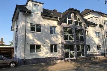 Senioren RentnerWohnung 2 Zi mit Terrasse, WBS erforderlich