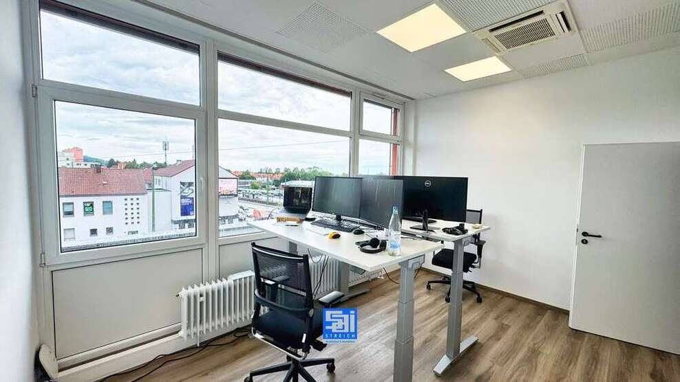 Büro in Bielefeld 1.776 € 148 m²