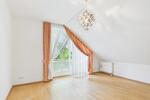 Großes Einfamilienhaus mit Doppelgarage in toller Lage von Bad Lippspringe zum mieten