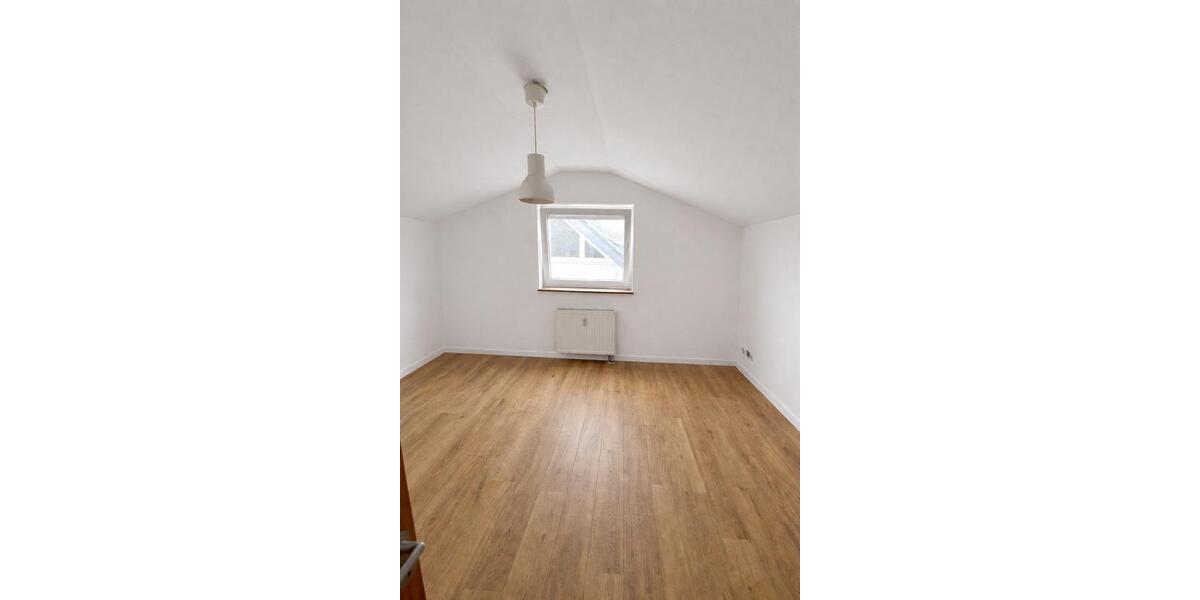 Maisonettenwohnung Steinhagen - 5 Zimmer, 125 m&sup2;, 1.250&euro; | Angebot:26130766