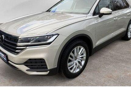 VW Touareg 27.298 km 48.710 &euro; Lemgo 32657