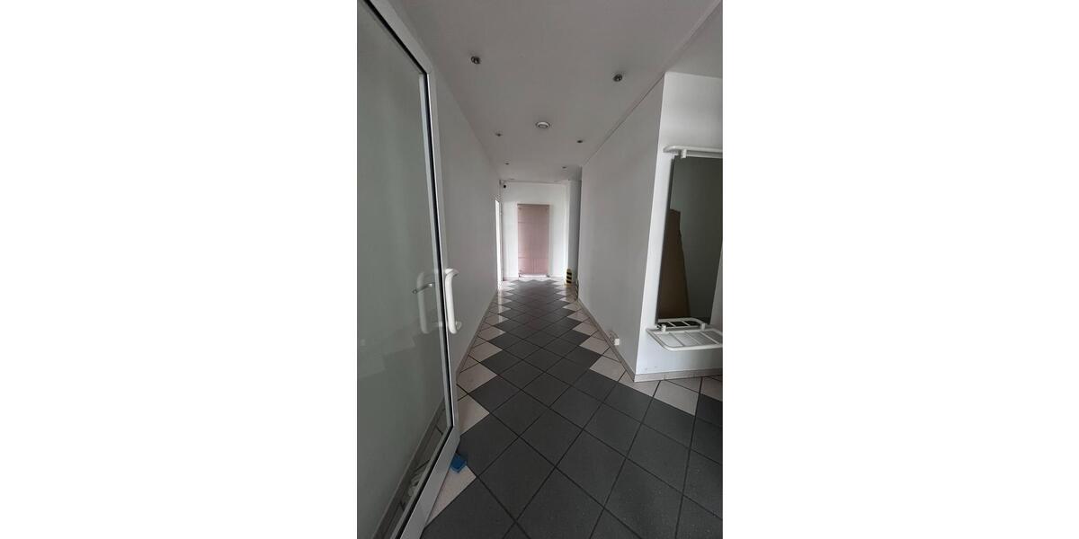 Gewerbeobjekt Bad Salzuflen Ehrsen-Breden - 825&euro; | Angebot:25894486