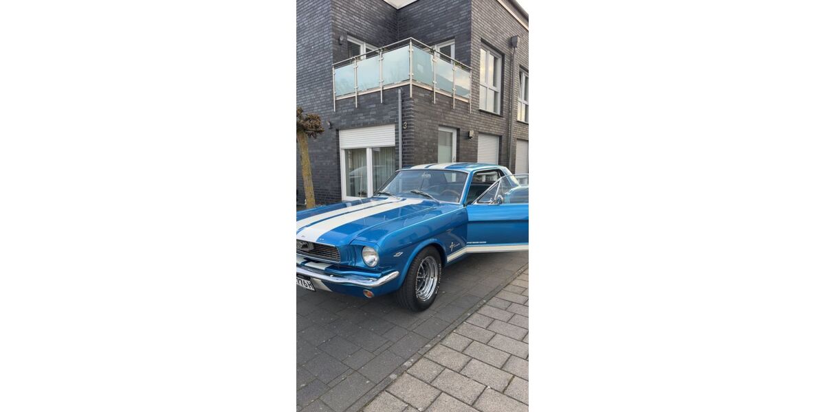 Ford Mustang 48.000 km 33.333 &euro; Marienfeld 33428