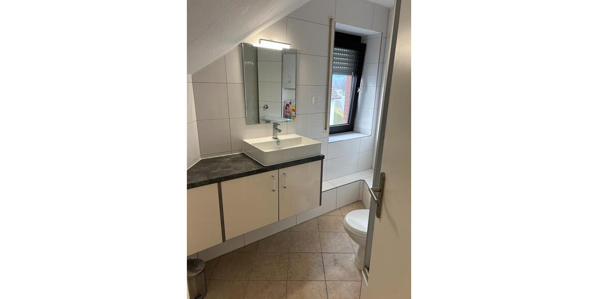 Dachgeschoßwohnung Bielefeld Schildesche - 1 Zimmer, 35 m&sup2;, 500&euro; | Angebot:26423203