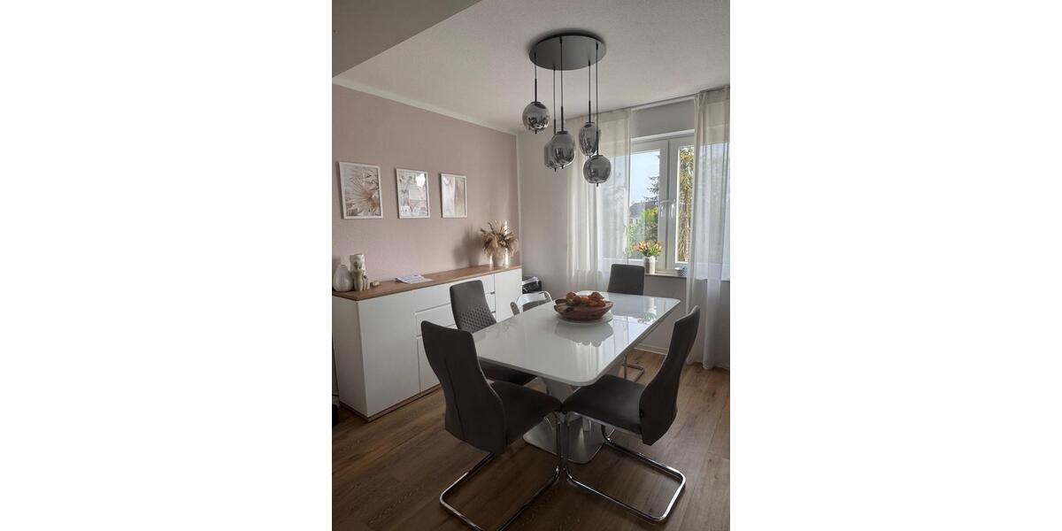 Etagenwohnung Enger - 4 Zimmer, 107 m&sup2;, 1.400&euro; | Angebot:26403765