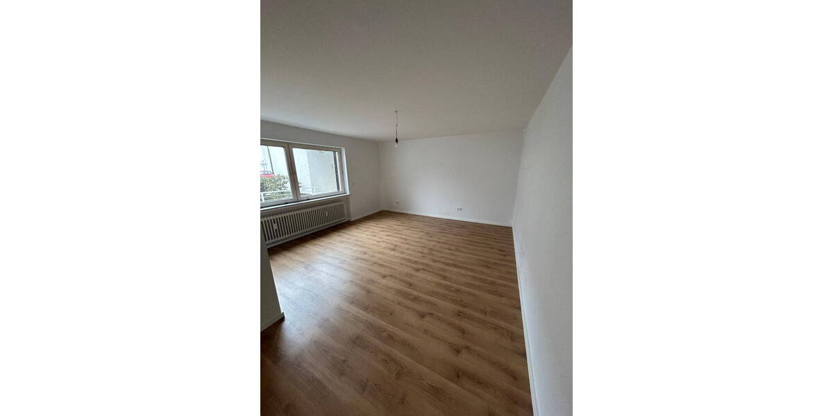 Etagenwohnung Bielefeld Brake - 4 Zimmer, 105 m&sup2;, 850&euro; | Angebot:26164115