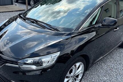 Renault Scenic 62.146 km 11.490 € Paderborn 33104