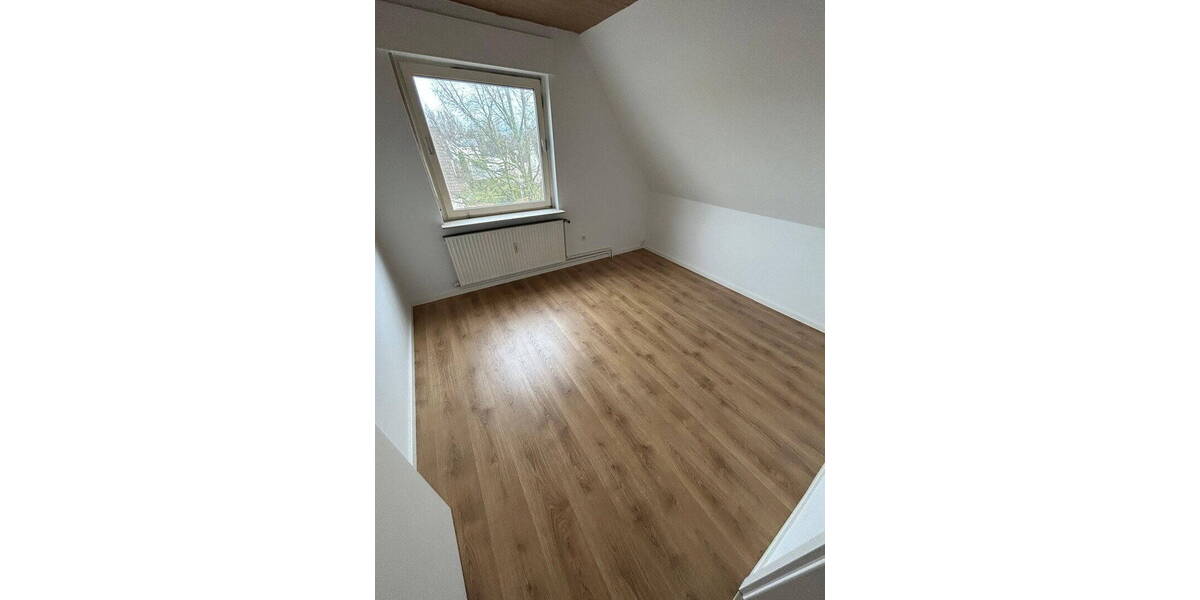 Etagenwohnung Herford Innenstadt - 2 Zimmer, 69 m&sup2;, 695&euro; | Angebot:26117610