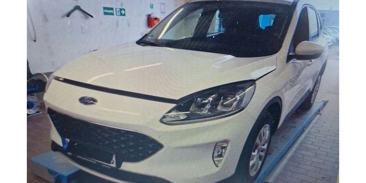 Ford Kuga 47.652 km 17.999 &euro; Detmold 32758