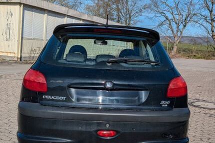 Peugeot 206 127.000 km 5.500 &euro; Bad Salzuflen 32105