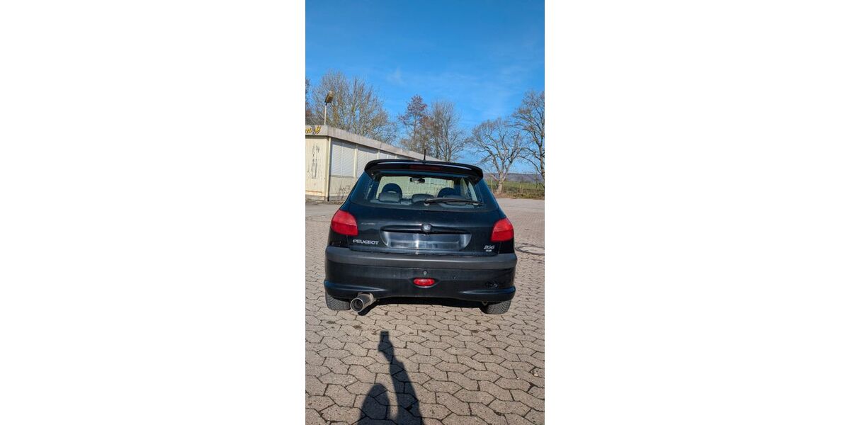 Peugeot 206 127.000 km 5.500 &euro; Bad Salzuflen 32105