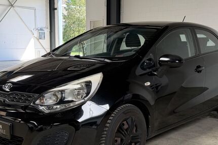 Kia Rio 130.500 km 4.990 &euro; Bielefeld 33649