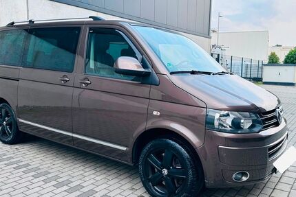 VW T5 Multivan 246.714 km 14.990 &euro; Schloß Holte-Stuckenbrock 33758