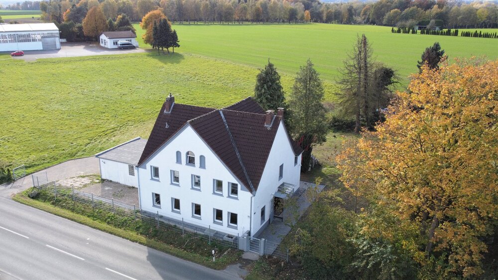 Ideal für Großfamilien! Gepflegtes 2 Familienhaus mit großem Grundstück ca. 2000 m² - Zweifamilienhaus Lage | Angebot:13352472