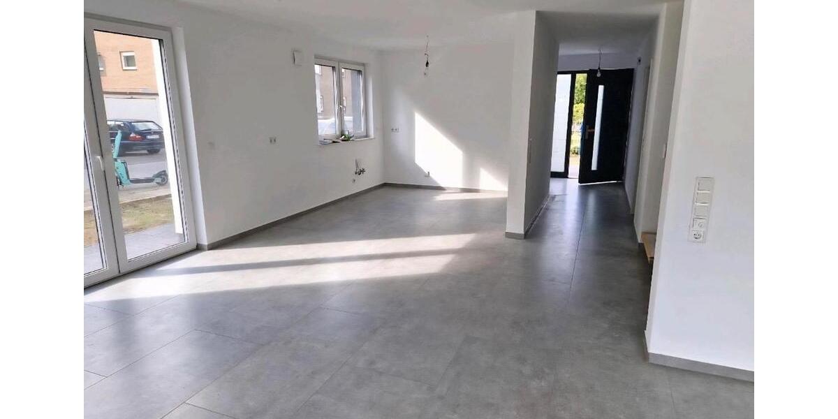 Doppelhaushälfte Detmold Hakedahl - 4 Zimmer, 116 m&sup2;, 1.500&euro; | Angebot:26362126