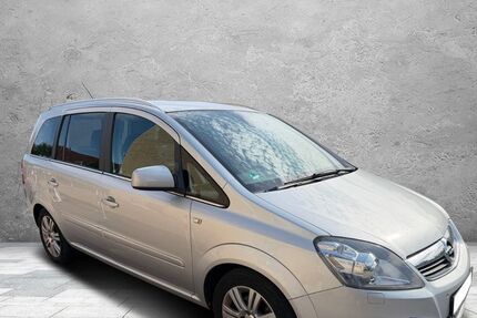 Opel Zafira 160.000 km 3.499 &euro; Detmold 32758