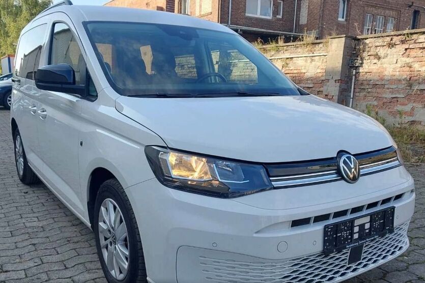 VW Caddy 138.998 km 22.990 € Paderborn 33102