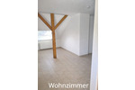 2-Zimmer-Dachgeschosswohnung mit EBK & Stellplatz in Halle (West 2 zimmer