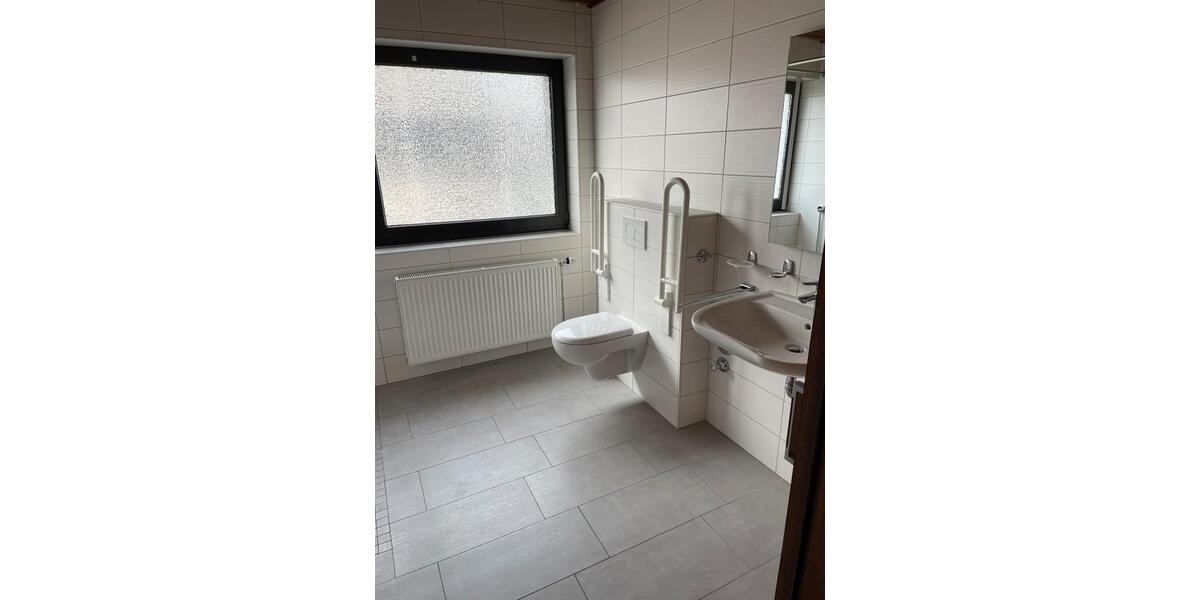 Dachgeschoßwohnung Spenge - 3 Zimmer, 80 m&sup2;, 185.000&euro; | Angebot:26987436