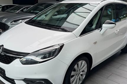 Opel Zafira 177.000 km 6.600 &euro; Detmold 32758
