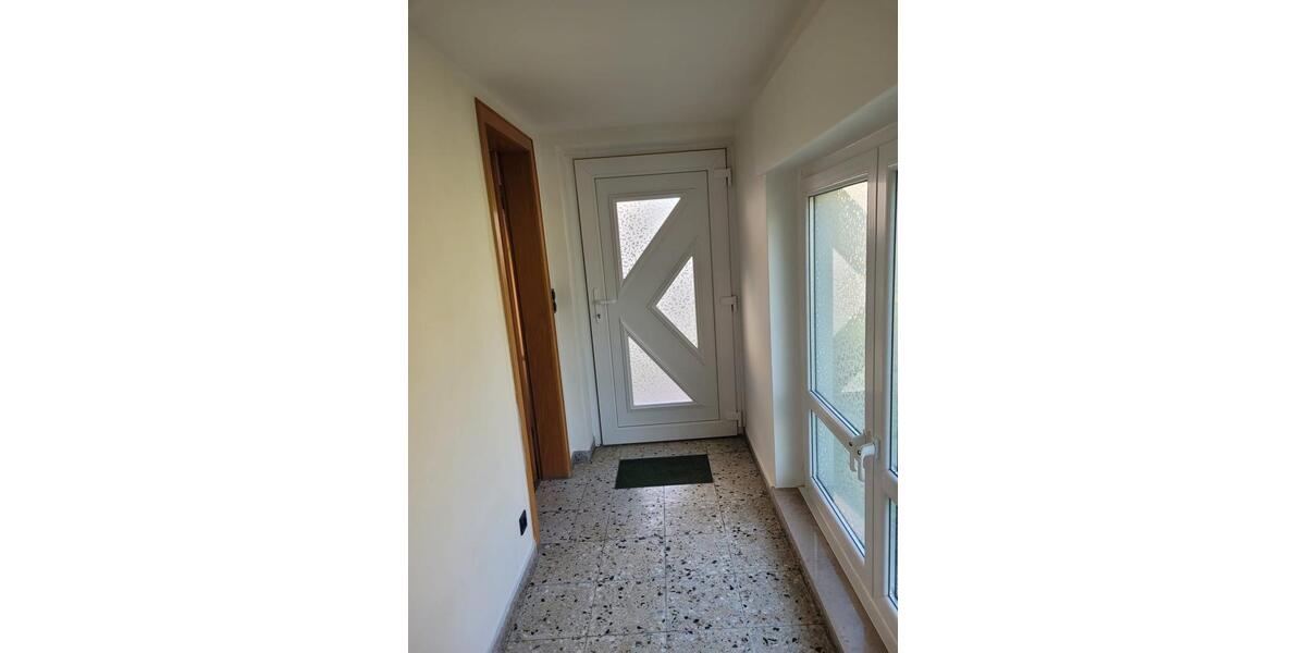 Einfamilienhaus Bad Oeynhausen - 8 Zimmer, 324 m&sup2;, 349.000&euro; | Angebot:26940604