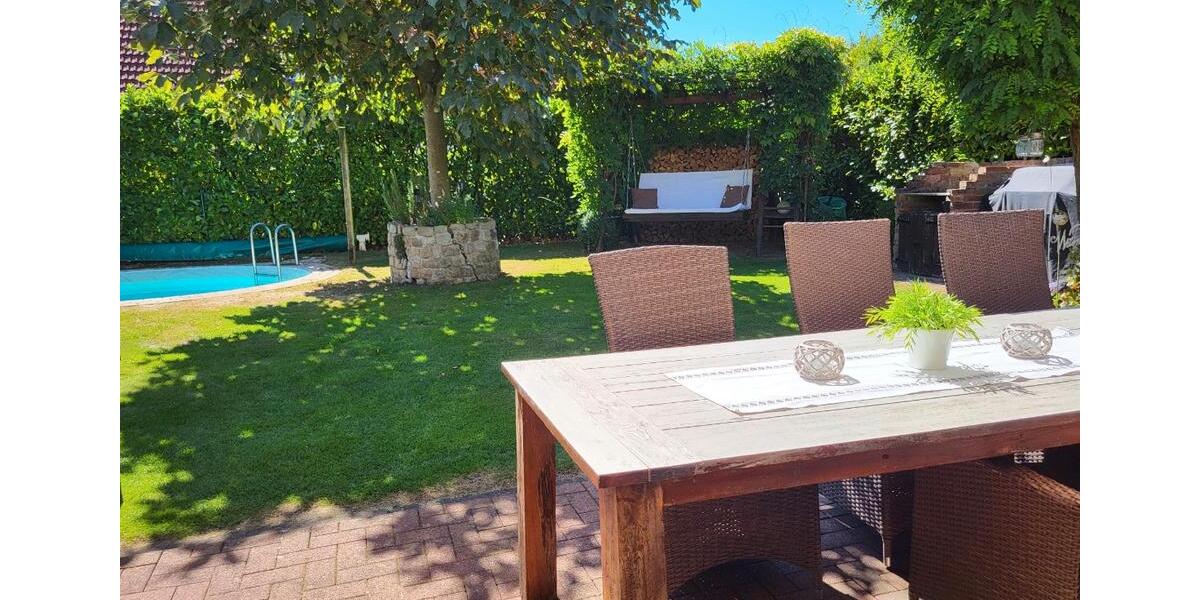 Doppelhaushälfte Leopoldshöhe - 6 Zimmer, 160 m&sup2;, 450.000&euro; | Angebot:27083277