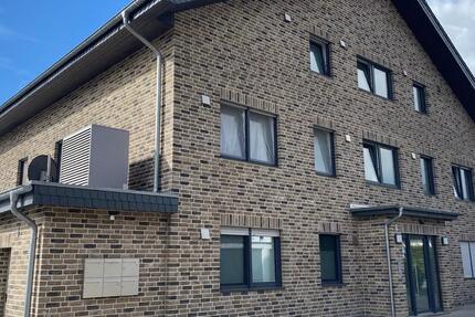 Wohnung Hüllhorst - 4 Zimmer, 105 m&sup2;, 950&euro; | Angebot:25753640