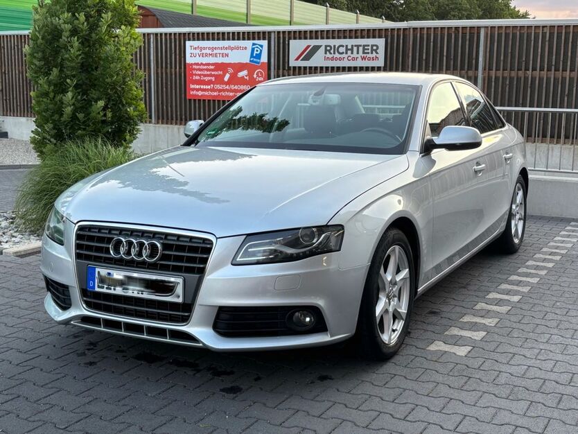 Audi A4 197.000 km 5.600 € Schlangen 33189