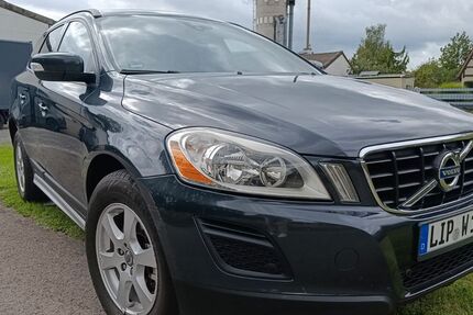 Volvo XC60 256.785 km 8.900 &euro; Lage 32791