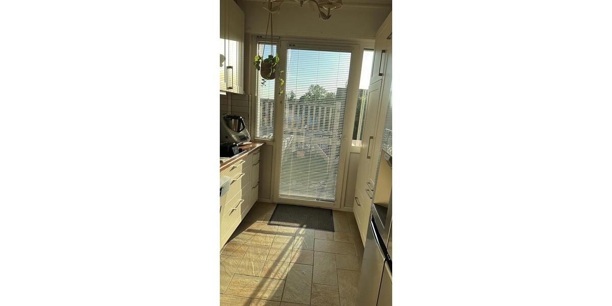 Einfamilienhaus Lage - 6 Zimmer, 120 m&sup2;, 365.000&euro; | Angebot:26933725