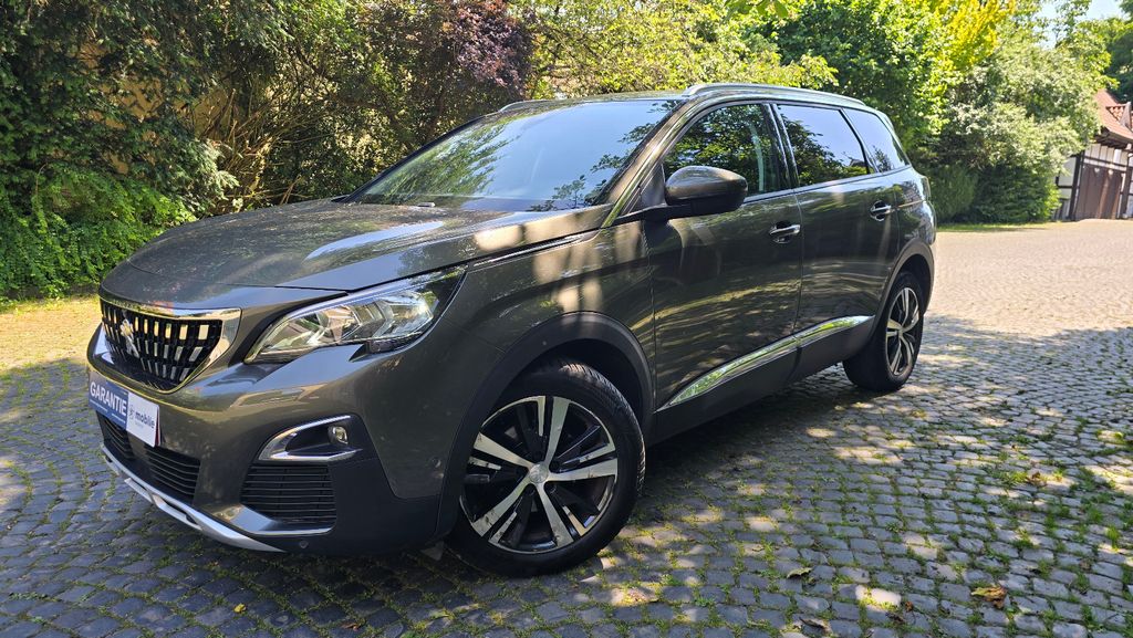 Peugeot 5008 67.522 km 17.990 &euro; Borgholzhausen 33829