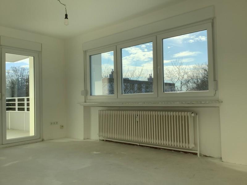 3-Zimmer Wohnung mit Balkon mit Blick über Bielefeld -Schildesche! zimmer