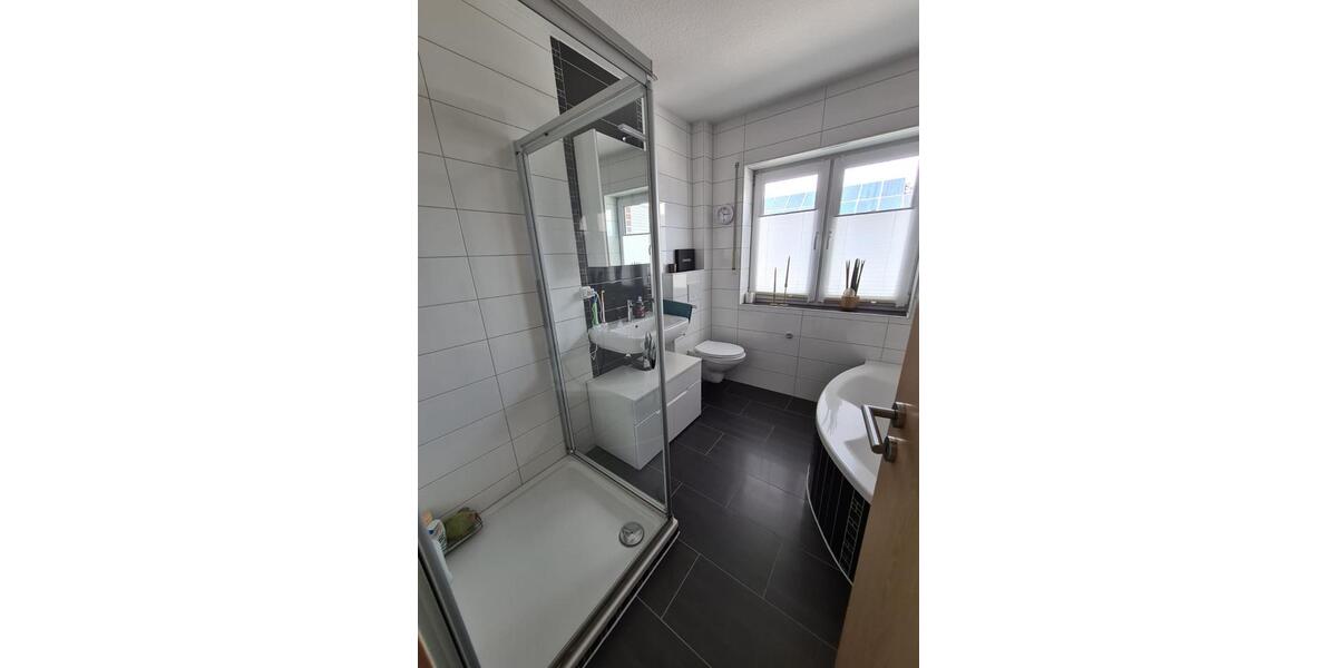 Doppelhaushälfte Hilter am Teutoburger Wald - 5 Zimmer, 120 m&sup2;, 1.200&euro; | Angebot:25307922