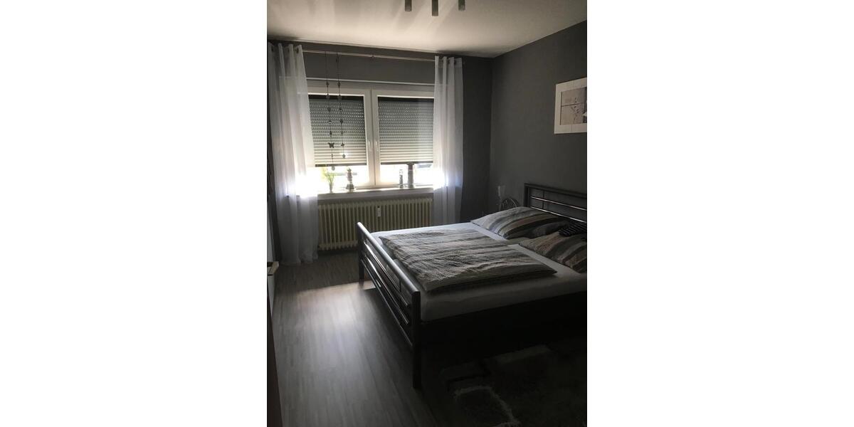 Etagenwohnung Detmold Hiddesen - 3 Zimmer, 90 m&sup2;, 850&euro; | Angebot:26680716