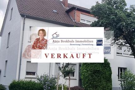 Gütersloh Nähe Miele: 2-Familienhaus mit 8 Garagen_provisionsfrei für Käufer 14 zimmer