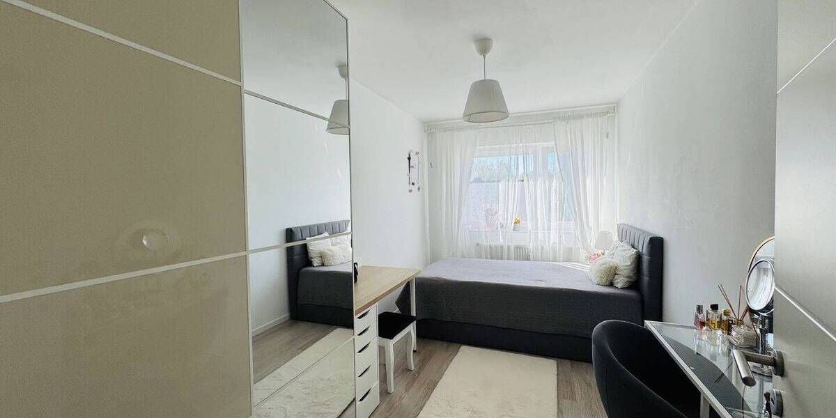 Etagenwohnung Bielefeld Schildesche - 4 Zimmer, 108 m&sup2;, 274.000&euro; | Angebot:26835259