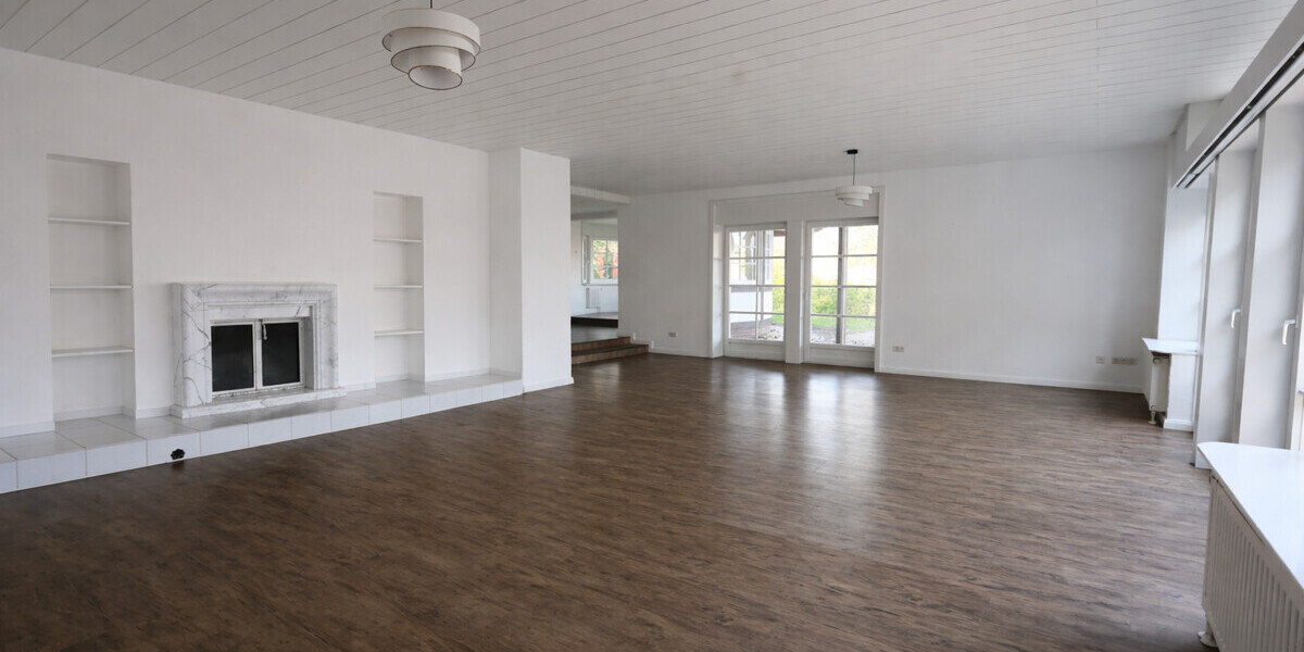 Exklusive Villa mit Wellnessbereich, Pool & großem Grundstück - Villa Hüllhorst | Angebot:26002980