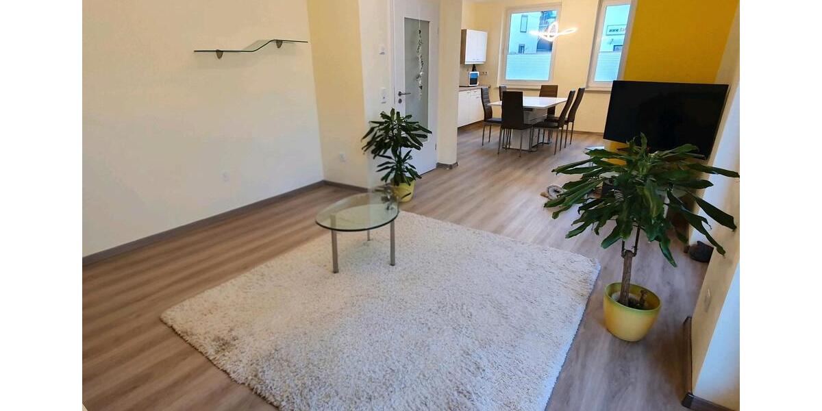 Hochparterre Detmold Hiddesen - 2 Zimmer, 64 m&sup2;, 665&euro; | Angebot:26049779