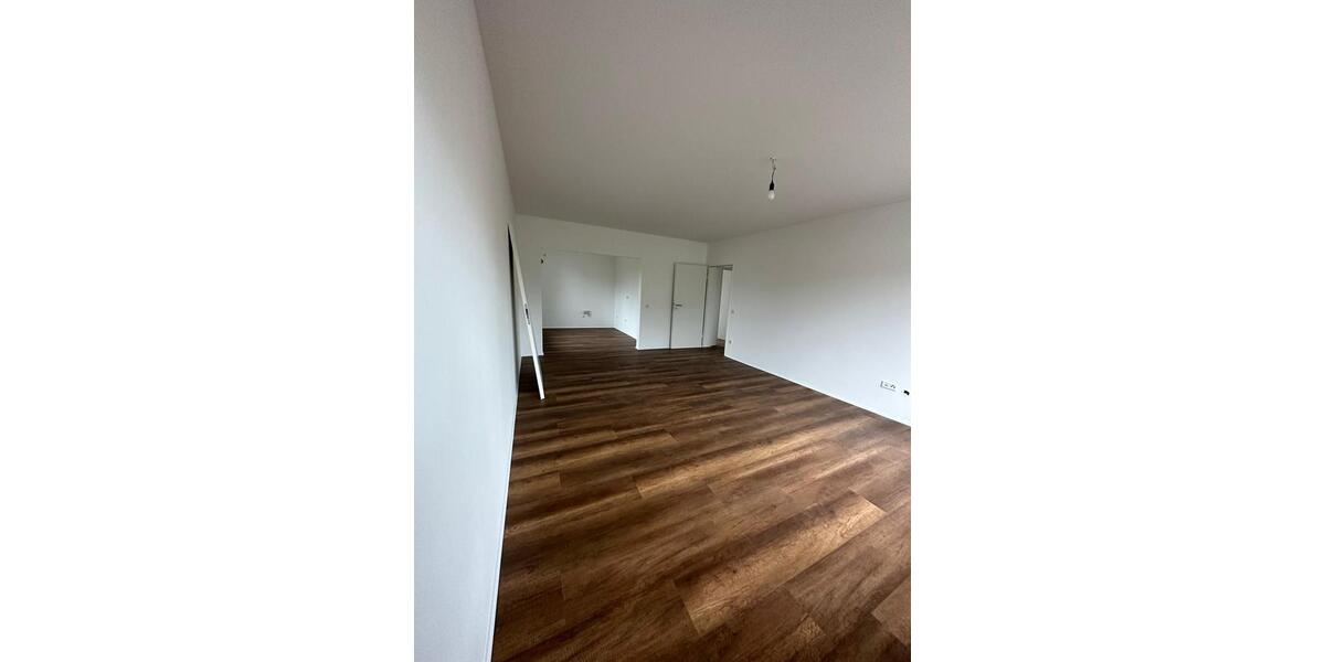 Erdgeschoßwohnung Bielefeld Heepen - 4 Zimmer, 90 m&sup2;, 1.350&euro; | Angebot:26423178