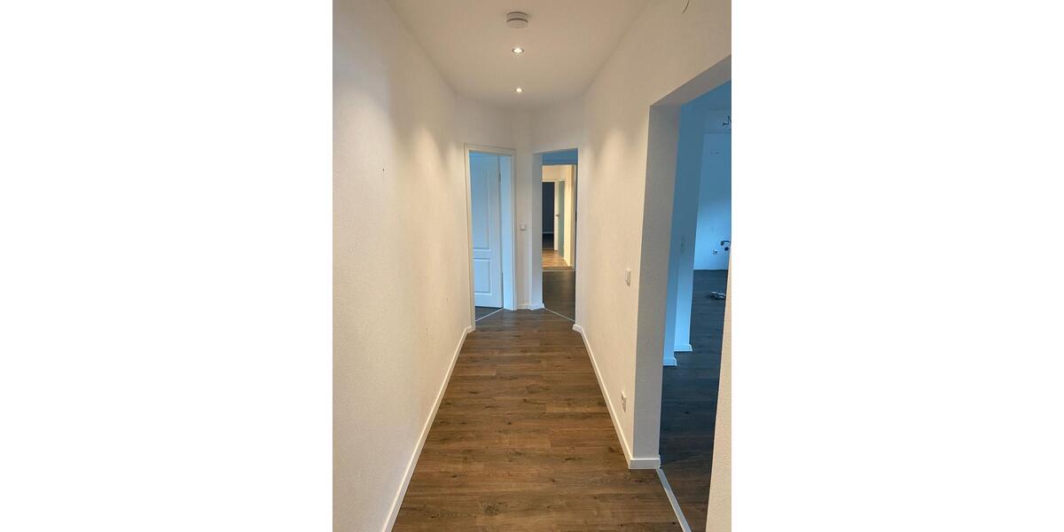 Erdgeschoßwohnung Bielefeld Heepen - 4.5 Zimmer, 134 m&sup2;, 1.250&euro; | Angebot:26632430