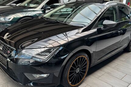 Seat Leon 185.000 km 9.900 &euro; Detmold 32758