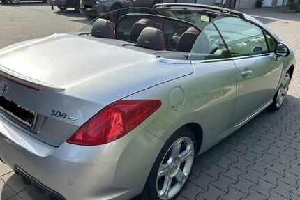 Peugeot 308 175.000 km 4.400 € Schlangen 33189