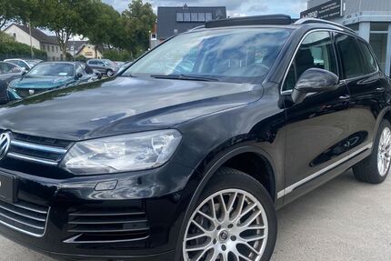 VW Touareg 178.500 km 14.650 € Paderborn 33100