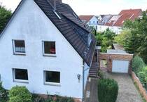 Zweifamilienhaus mit großem Garten in Paderborn-Kaukenberg